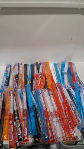 70PK MR. FREEZE JUMBO FREEZE POPS - 150ML EACH - VARIETY PACK (Model: 356239) image 3