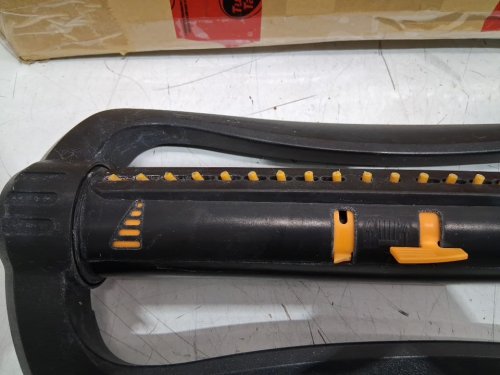 melnorxt 2-way adjustable turbo oscillating sprinkler - yellow/black (model : 65133amz) image 4
