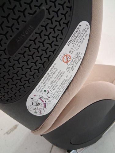 CYBEX Gold Solution G2 foldable lightweight car seat - Almond Beige (Model: 524002429) image 4