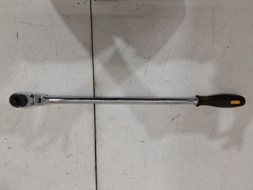 TITAN TOOLS EXTRA-LONG FLEX HEAD RATCHET - 24" LONG - 1/2" DRIVE - SILVER/BLACK/YELLOW image 3