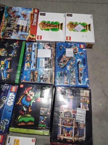 20+ ASSORTED LEGO SETS - star wars/mario/ pokemon  + MORE image 5