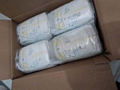 136PK PAMPERS SWADDLERS DIAPERS - NEWBORN SIZE image 4