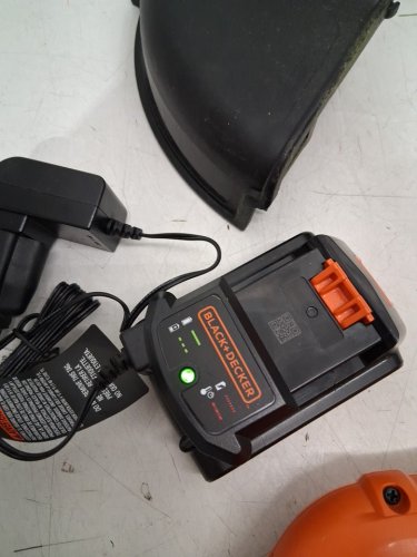 BLACK+DECKER 3-IN-1CORDLESS  STRING TRIMMER, EDGER, and LAWN MOWER with 2 batteries, and charger - 6.5 AMP - ORANGE/BLACK (MODEL : MTC220/lst220) image 4