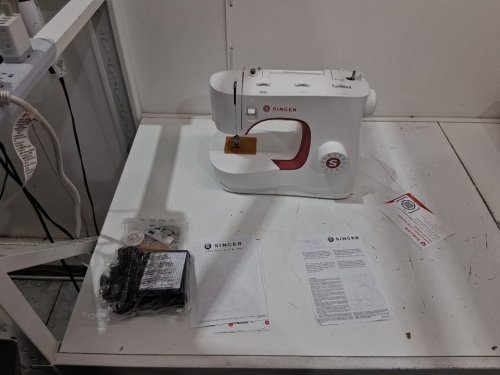 SINGER Sewing Machine with 23 Built-In Stitches - White (MODEL: MX231) image 3