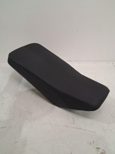 XTEVU ATV Seat Cushion Replacement For 110-125CC ATV Quad Bikes - Universal Fit - Black image 4