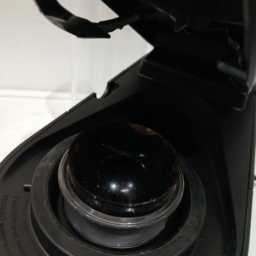 Nespresso Vertuo Pop + Deluxe Pod Coffee & Espresso Machine - 6 CUP SIZES - BLACK/ GOLD (MODEL: BNV125MTB1BUC1) image 5