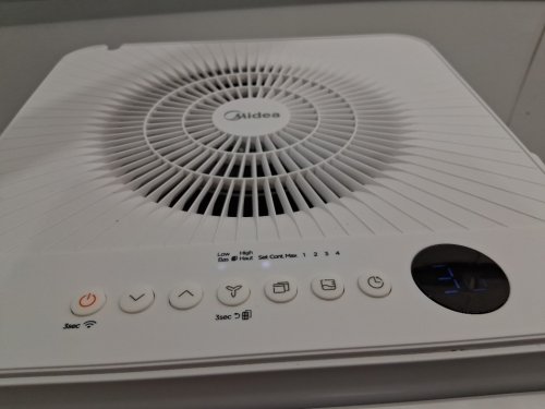 MIDEA CUBE CONVERTIBLE SMART DEHUMDIFIER WITH APP CONTROL - 20 PINTS/DAY - COVERS UP TO 1500SQ.FT - WHITE (MODEL: MAD20S1QWT) image 3