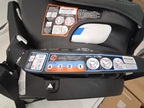 GRACO EASYTURN 360 2-IN-1 CONVERTIBLE CAR SEAT - CYRAN BLACK/GREY (MODEL: 2227897) image 9