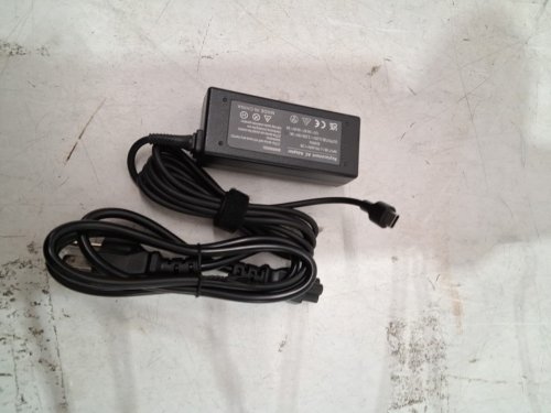 USB Type-C AC Adapter for laptops - Universal Fit / 100W - black image 3