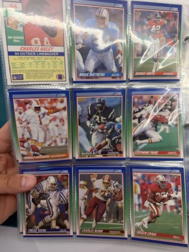 400+ APPROX ASSSTD 1990 SCORE NFL FOOTBALL CARDS image 8