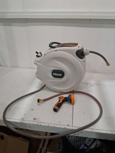 Blütezeit Retractable Garden Hose Reel - auto retract - 180 degree swivel - 1/2'' x 100ft - grey/orange/bkack image 2