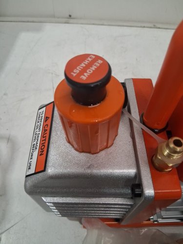 AC Single Stage Rotary Vane HVAC Air Vacuum Pump and Manifold Gauge Set with Hoses and Storage Bag - 3.5 CFM - 120V - Multicolour (Model: VP125 image 5