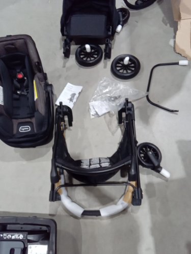 Evenflo Pivot Modular Travel System with LiteMax Infant Car Seat - Casual Grey - (Model: 56071990C / ts100411990c) image 4