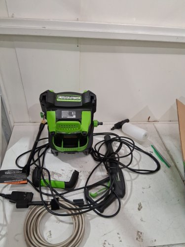 GREENWORKS COMPACT PRESSURE WASHER - 1.2GPM/13AMP/1500PSI - BLACK/GREEN (MODEL: GPW1501) image 4