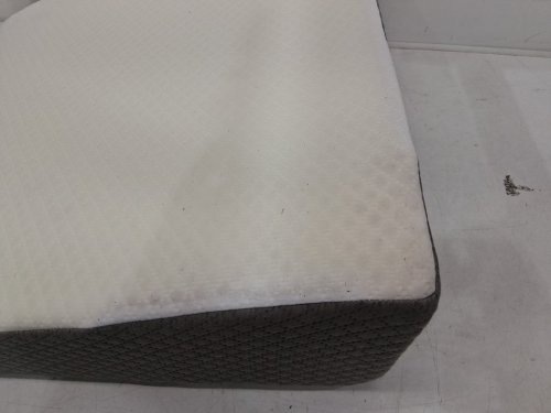 KOLBS MEMORY FOAM BED WEDGE PILLOW WITH JACQUARD PILLOW COVER - 24" X 24" X 7.5" - WHITE/GREY (MODEL: KBBWC24247) image 3
