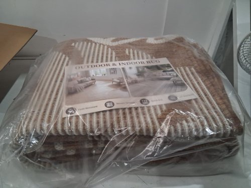 MontVoo reversible Outdoor Patio Rug 7.9FT x 10ft - brown/white image 4