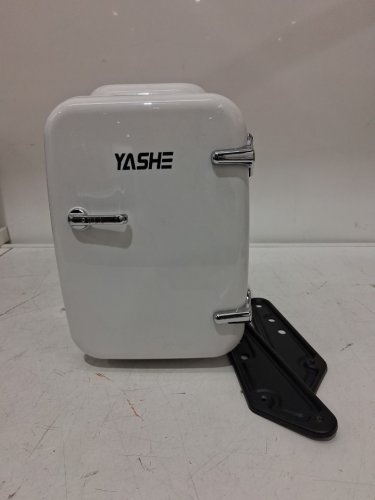 yashe mini fridge with Thermoelectric Cooler and Warmer for skin care or drinks - 4L - white - (model: MFA-5L-B) image 3