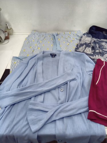 4 ASSORTED PAJAMA CLOTHES - SIZED EXTRA LARGE image 3