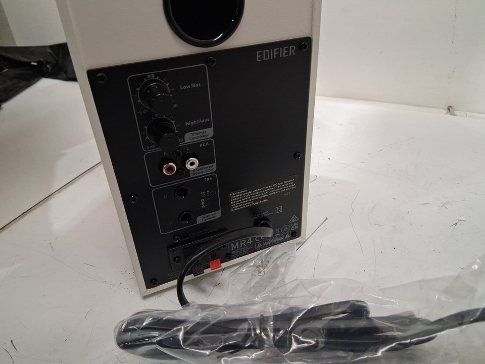 1pr Edifier MR4 Powered studio monitor speakers near-field monitors - 4" - White (Model: EDF100024) image 4