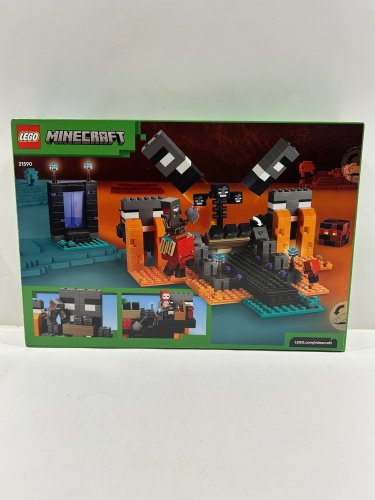 494pc Lego - Minecraft - wither battle (21590) image 4