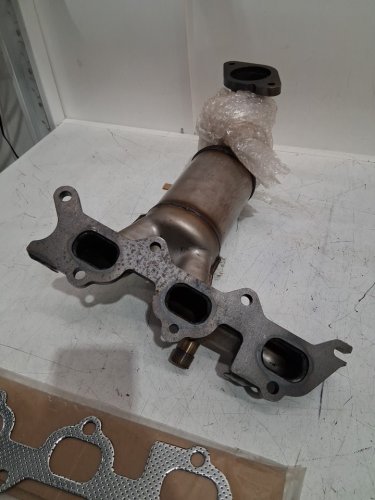 a-premium front right exhaust manifold catalytic converter kit - fits select dodge & chrysler models - steel (model : image 4