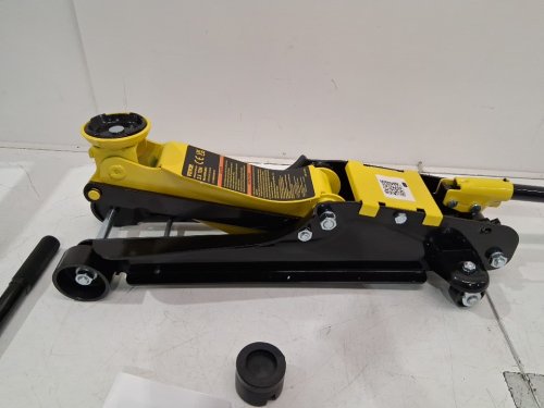 VEVOR Low Profile Heavy-Duty Steel Floor Jack with Single Piston Hydraulic Pump - 2.5 Ton cap - Yellow (model: wd-a-02250-a00-0) image 4