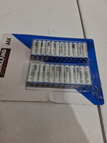 48PK Kirkland Signature Alkaline AAA Batteries - 12-year shelf life (MODEL: 2322011) image 3