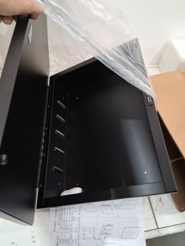 habison medicine cabinet with mirror - 16" x 24" - black (Model: lk-1624) image 3