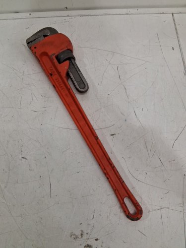 Task Tools pipe wrench - 24" - red (model: T25446) image 3