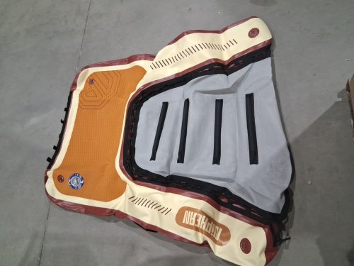 Niphean non-slip inflatable dog ramp - 240LBS max -red/beige (model:NP-DFR-005) image 2