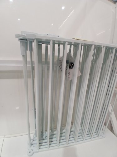 REGALO 2-IN-1 8-PANELs SUPER WIDE METAL SAFETY GATE/PLAY YARD - FITS OPENINGS UP TO 194" - 28" HIGH - WHITE (MODEL: 1350DS) image 4