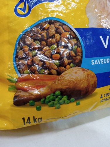 Pedigree Vitality+ Dry Dog Food - 14kg - Roasted Chicken and Vegetable Flavour image 3