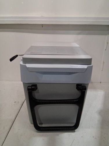 KOOLATRON PORTABLE  KARGO COOLER/WARMER - 33QT - 12V - GREY (MODEL: P65) image 7