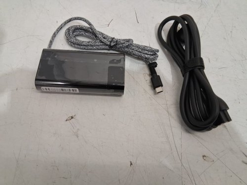 FAST CHARGING UNIVERSAL USB-C AC ADAPTER - 65W - BLACK image 3