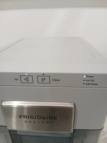 FRIGIDAIRE Gallery Countertop Crunchy Chewable Nugget Ice Maker - 33LBs - GREY (MODEL: EFIC2200-GREY) image 5