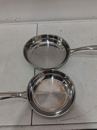 2PC Amazon Basics Oven Safe Frying Pans - 8" & 10" - silver - (model: fp1904233) image 3