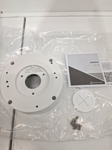 Hanwha Vision Aluminum Back Box Base for Wisenet Dome & Bullet Cameras - white - (model:SBV-A14B ) image 3