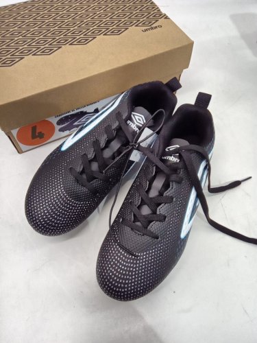 kid's umbro soccer football cleats - size 4 - black/blue (style: 1985170) image 2
