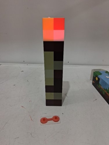 Light-up Handheld Torch Light - Multicoloured image 4