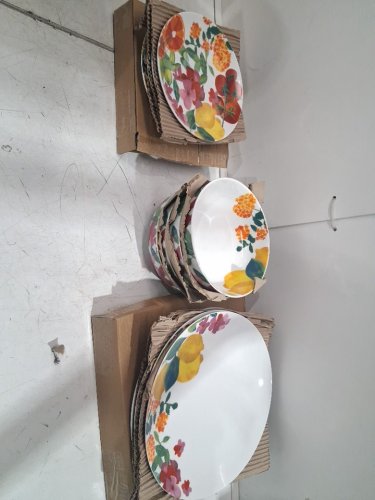 12pc Maxwell & Williams Capri Dinnerware Set - multi color floral (model: 1041712) image 3