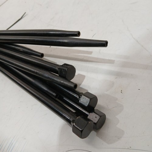 10pk tubular steel garden stake - 46" - black image 3