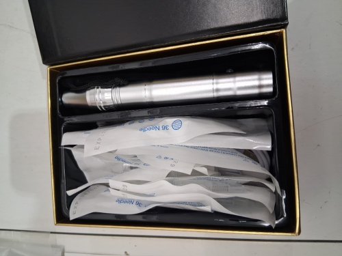 Microneedling PEN with LCD Screen and 12 Replacement needle Cartridges - 0-2.5mm - silver (Model: ZM25) image 4