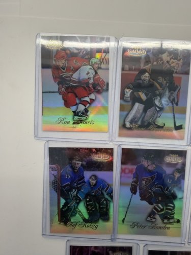 8 TOPPS GOLD LABEL 1999 HOCKEY CARDS image 7