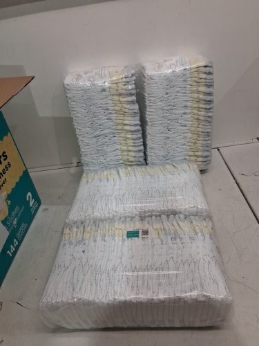 144pk pampers SWADDLERS disposable baby diapers - size 2 (10-22lbs) image 3