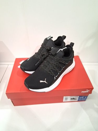 women's puma running shoes - size 7 - black (style: 9556607) image 2
