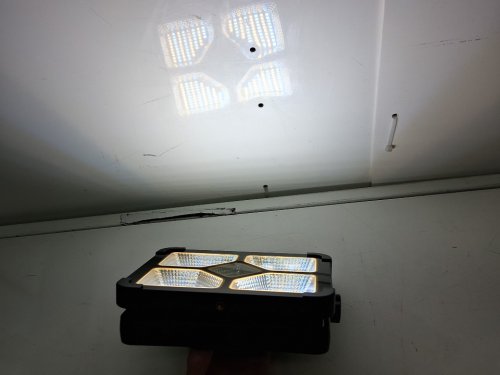 eray portable work light with rechargeable battery - 10000lm - 5v - 8hr charge time - black (model: c3/s2) image 4