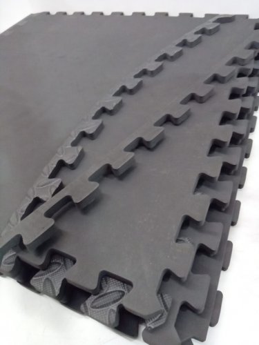 6pk cap barbell t-pattern exercise mat  -24" x 24" - black (model: mtis-1206t) image 4