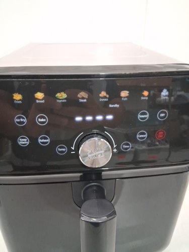 whUTO 6.2qt air fryer oven with led digital touchscreen, 12 preset cooking functions & dishwasher-safe basket - 1600W - black/stainless steel (model: af06d02-m) image 4