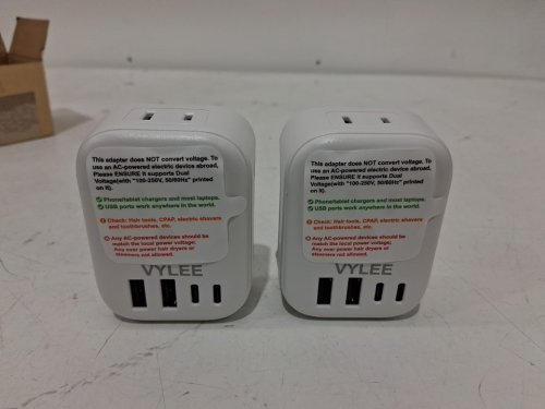 2PK yvlee international universal travel adapter with 2 usb and 2 usb-c ports - european plug - white (model: ‎OL-513) image 3