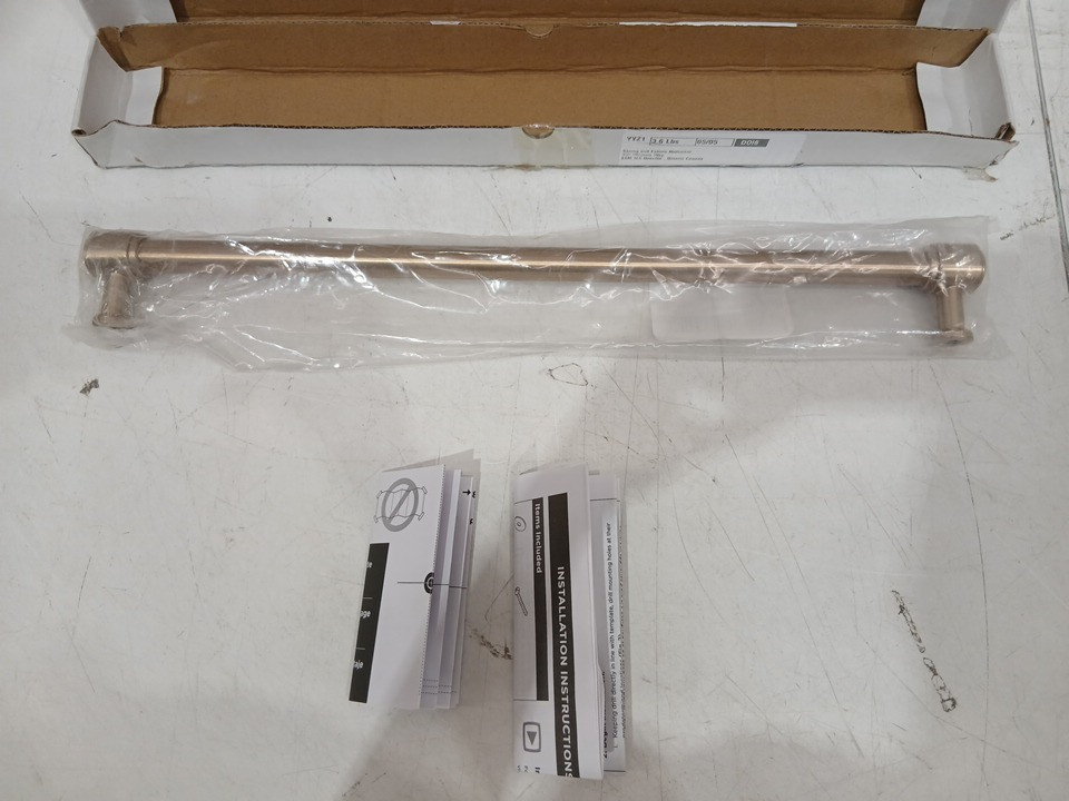 Amerock Bronx  Center-to-Center Champagne Bronze Appliance Pull - 18" - bronze (model: Bp37471CZ) image 3